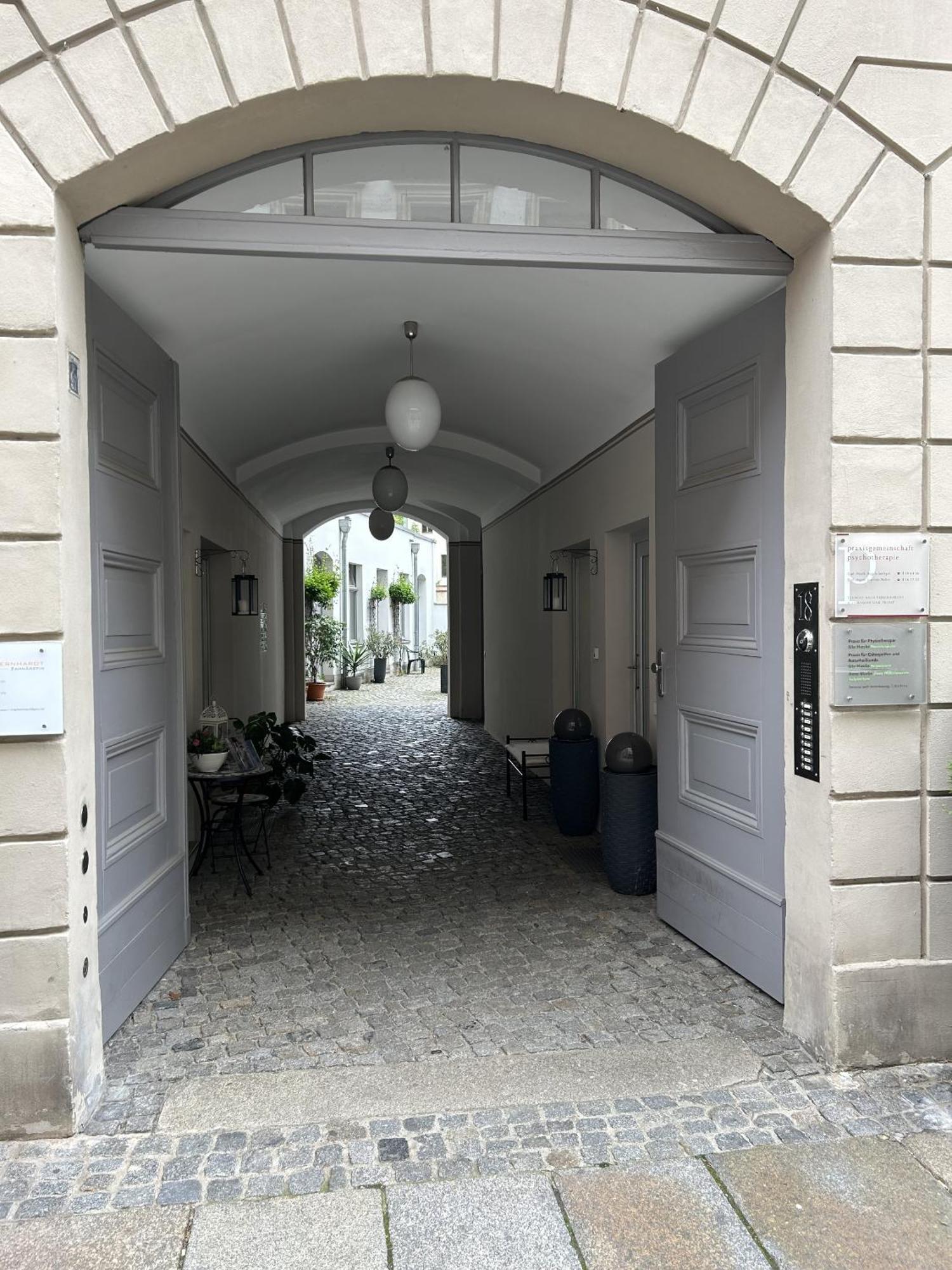 Ferienhaus Im Barockviertel เดรสเดน ภายนอก รูปภาพ